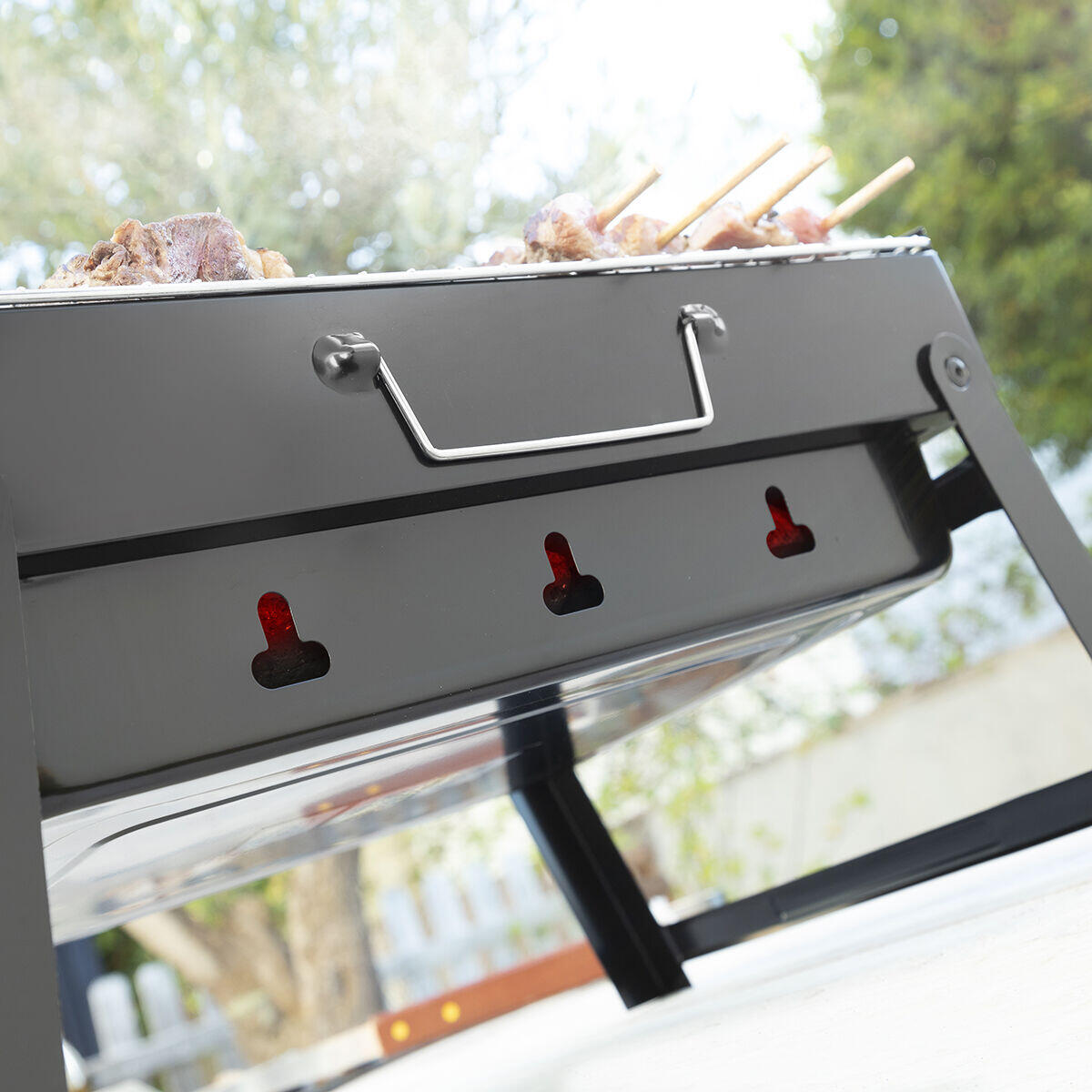 Barbacoa Plegable Portátil para Carbón BearBQ – Camping y Jardín
