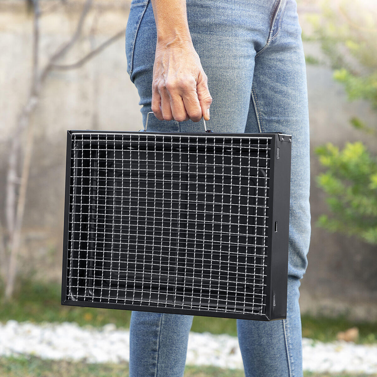 Barbacoa Plegable Portátil para Carbón BearBQ – Camping y Jardín